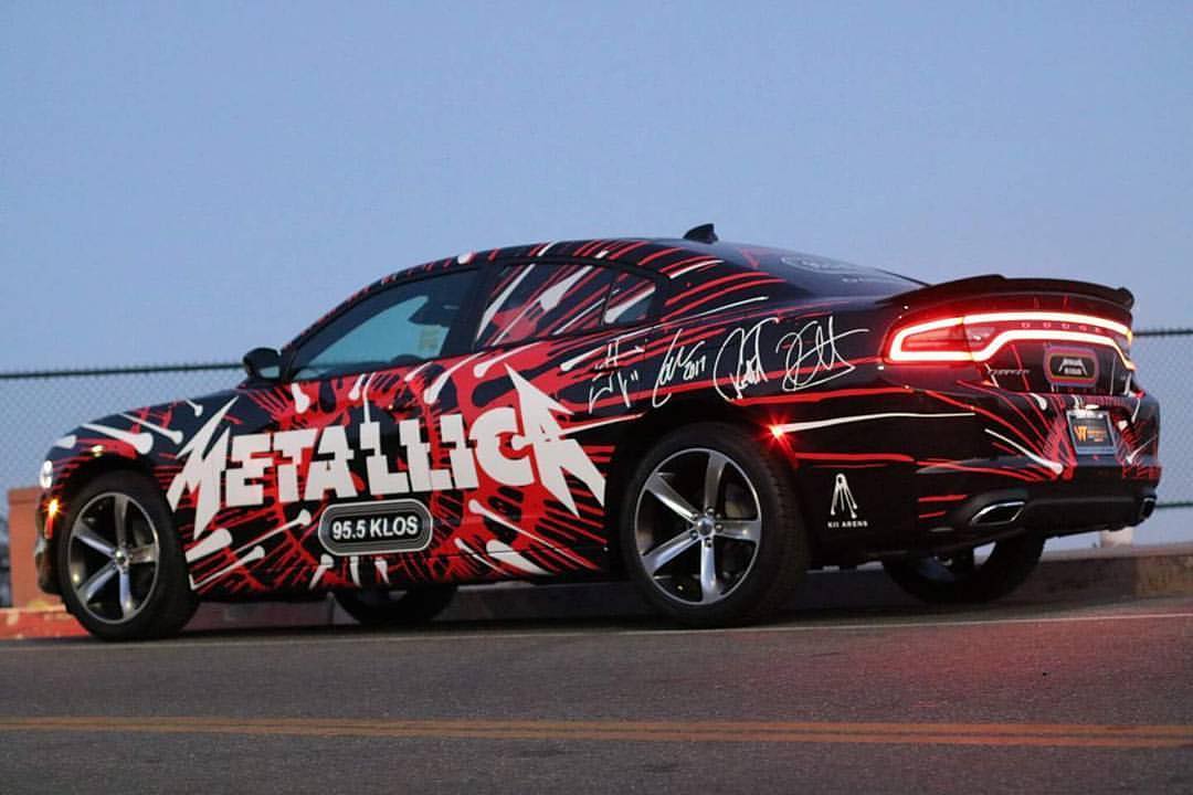 Another angle of this epic #metallica wrap for @klos955. #doyou #wrappermapper #thewrappromoter #paintisdead #carwrap #instadaily 🤘